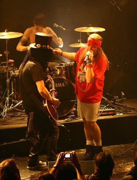 Guns 2 Roses
