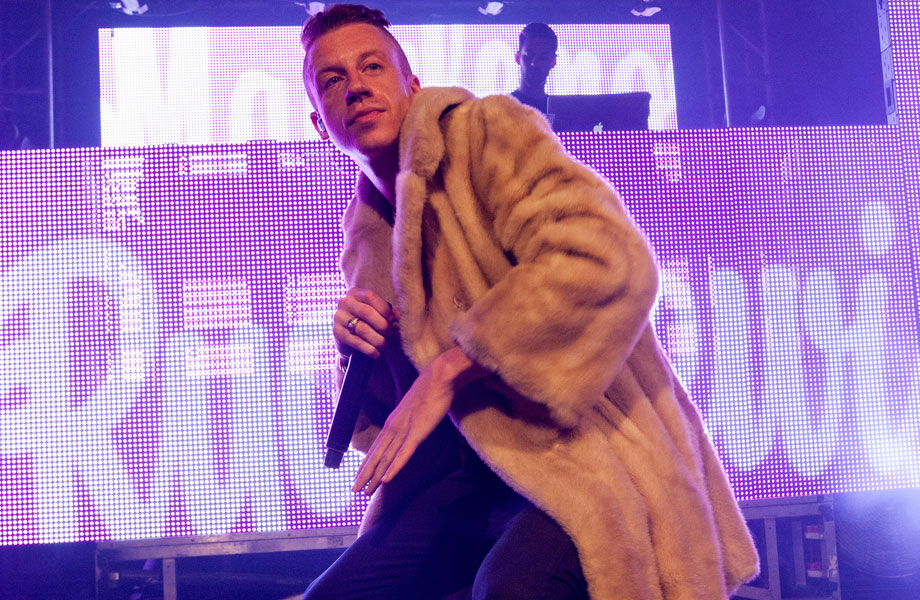 Sagoma Di Macklemore In Cartone A Grandezza Naturale O Mini Formato – Celebrity Cutouts Originale Con Ologramma