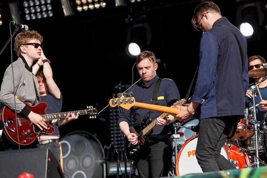 Everything Everything, Friday, King Tut's Wah Wah Tent