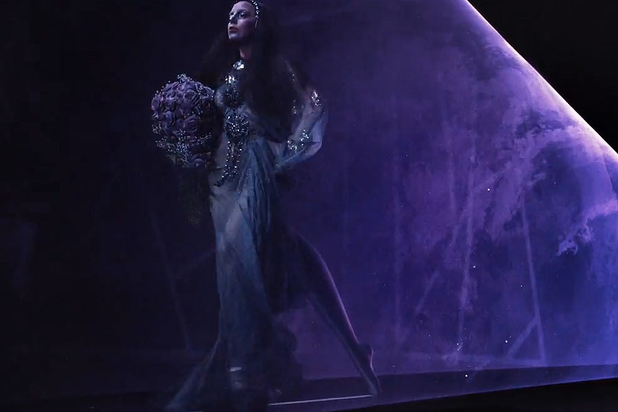 2013Gaga_Video11_190813-2.jpg