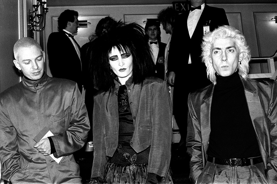 Siouxsie & The Banshees – The Passenger