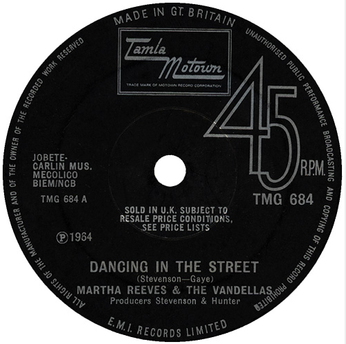 Martha Reeves - 'Dancing In The Street'
