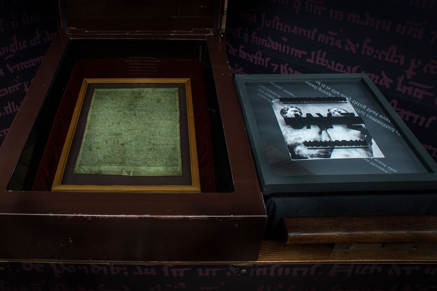 Jay Z - 'Magna Carta Holy Grail'