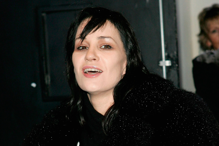 Alison Mosshart – Discount