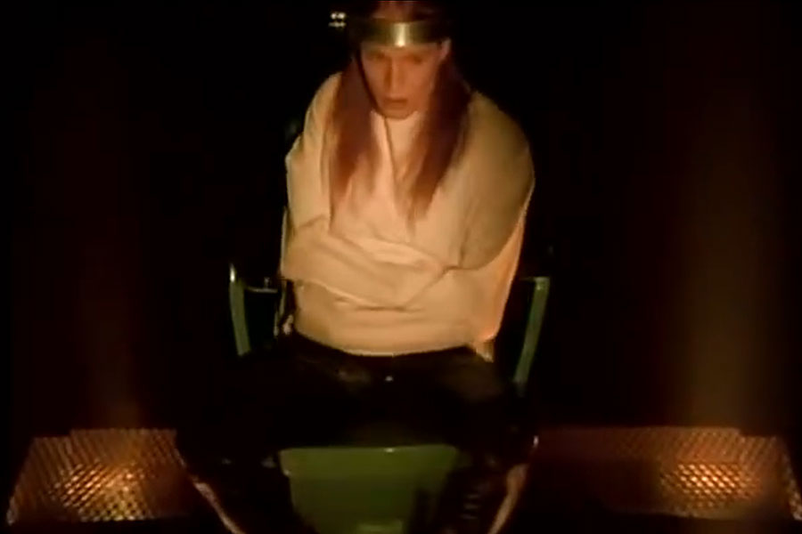 Guns N' Roses' 'Welcome To The Jungle' video: