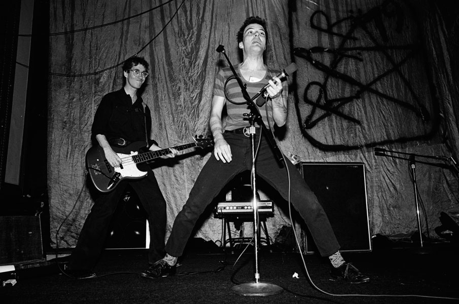 Dead Kennedys – ‘California Uber Alles’