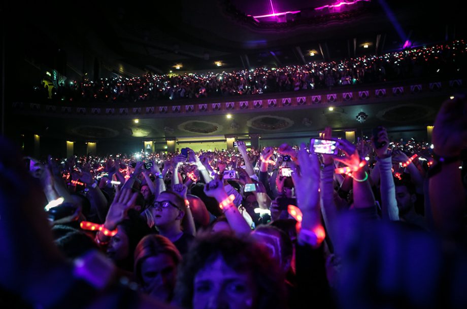 Coldplay’s wristbands