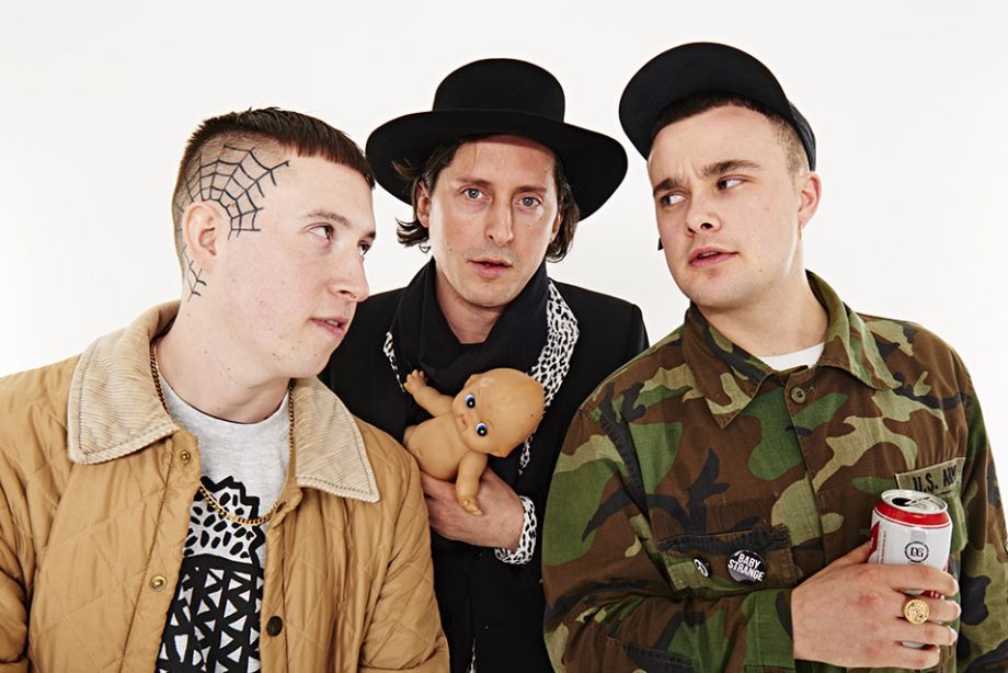 Slaves, Carl Barat