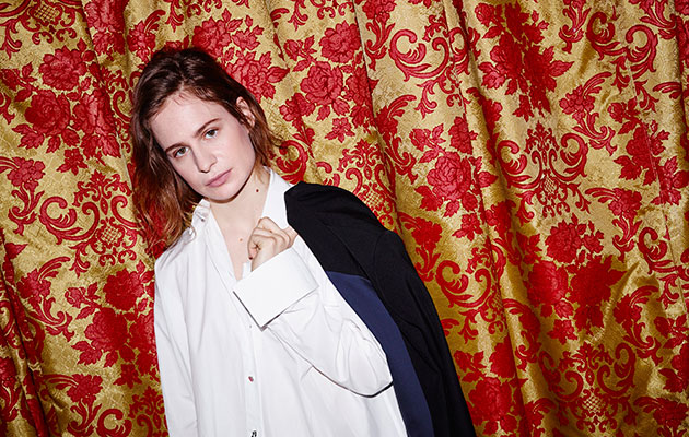 2016_christineandthequeens_bellahoward_101116_6