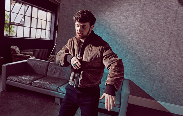 tomgrennan_zoemcconnell_nme03