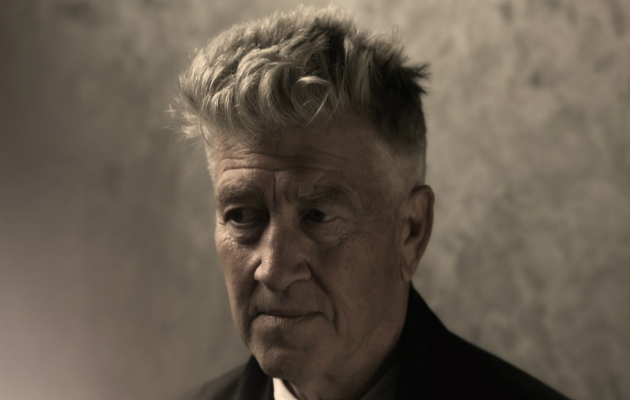 Twin Peaks teaser trailer reveals return of fan fa