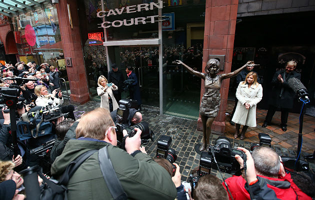 New Cilla Black statue in Liverpool