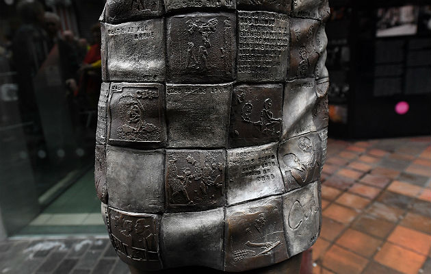 New Cilla Black statue in Liverpool