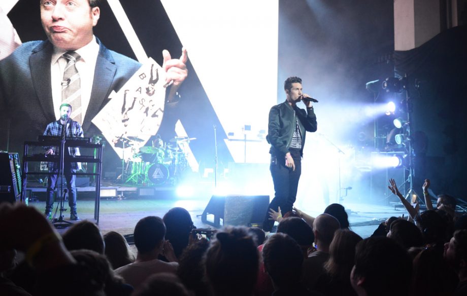 Bastille Live NME Awards 2017