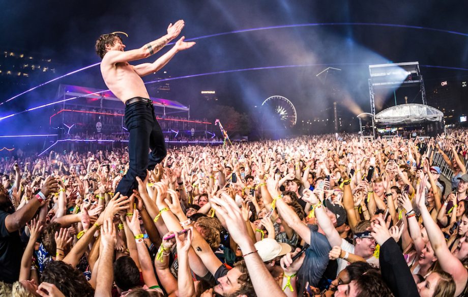 Cage The Elephant - Shaky Knees