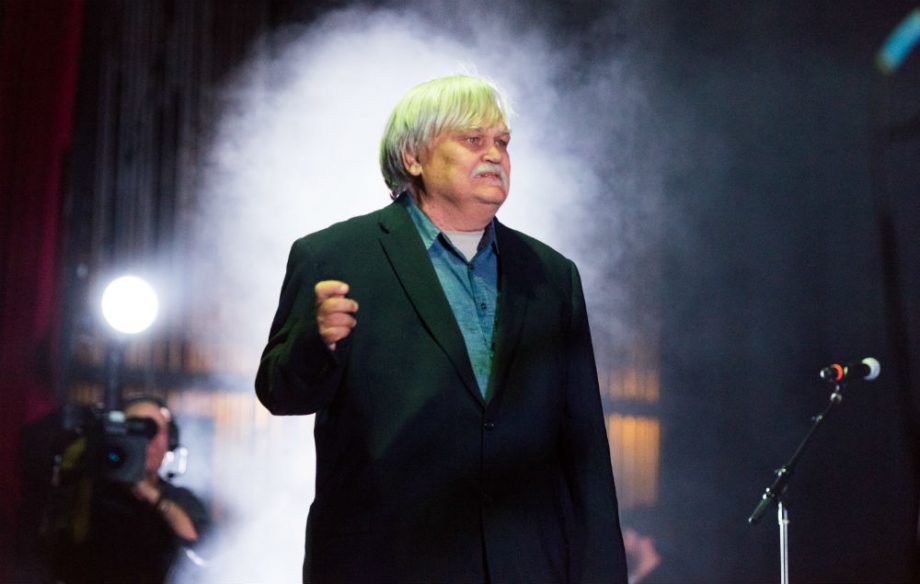 Avantgarde musician Bruce Hampton dies after collapsing on stage NME