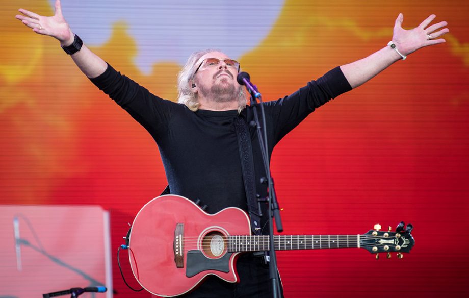 Barry Gibb at Glasto