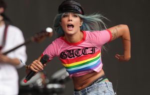 Halsey first female artist