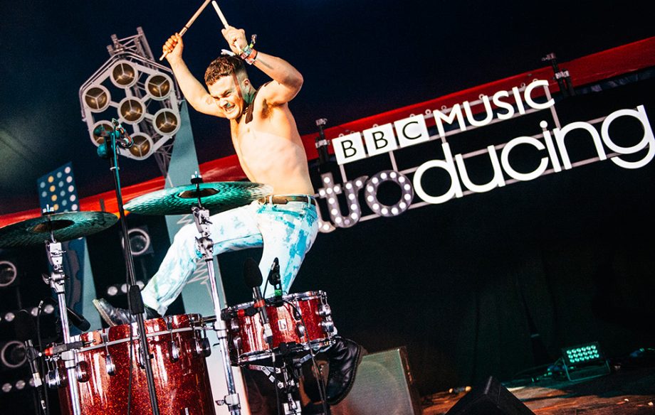 Slaves Glastonbury