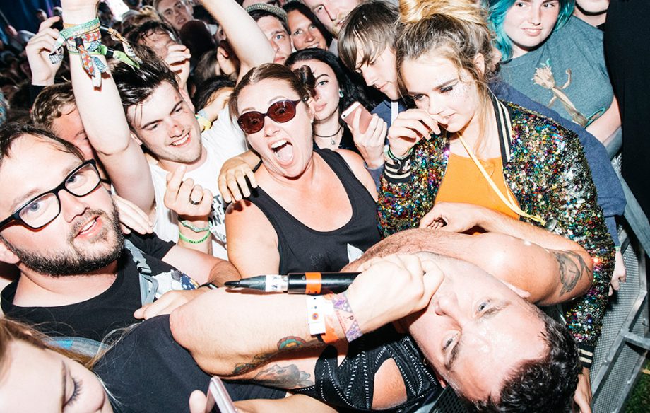 Slaves Glastonbury