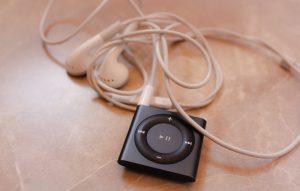 Apple discontinuing