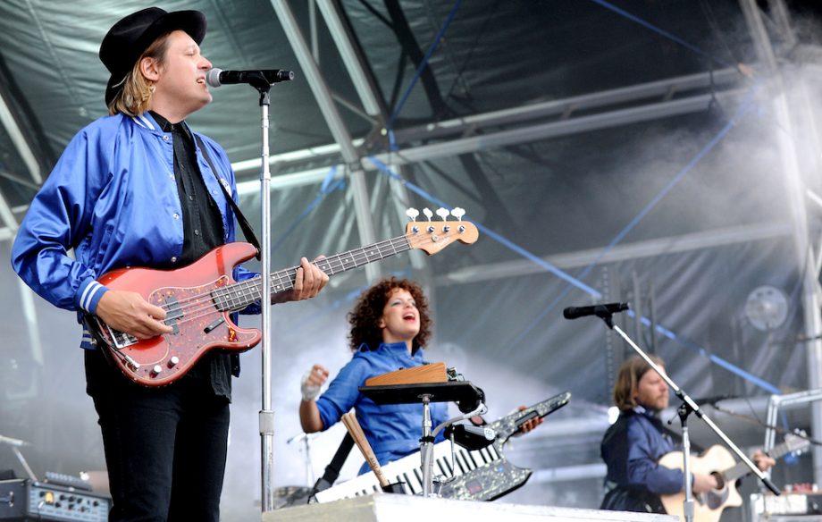Listen To Arcade Fire S New Song Electric Blue Nme