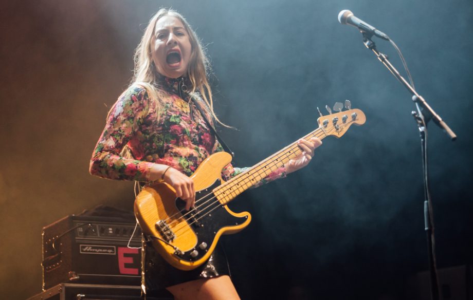 Here's Este Haim doing what she does best at Leeds Festival 2017