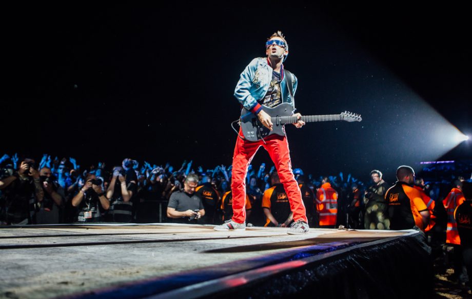 Here's Muse's Matt Bellamy at Leeds Festival 2017 - doing what he does best