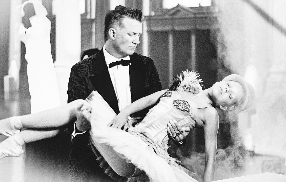 Josh Homme in Queens Of The Stone Age's new video for 'Like The Way You Used To Do'. Credit: Press