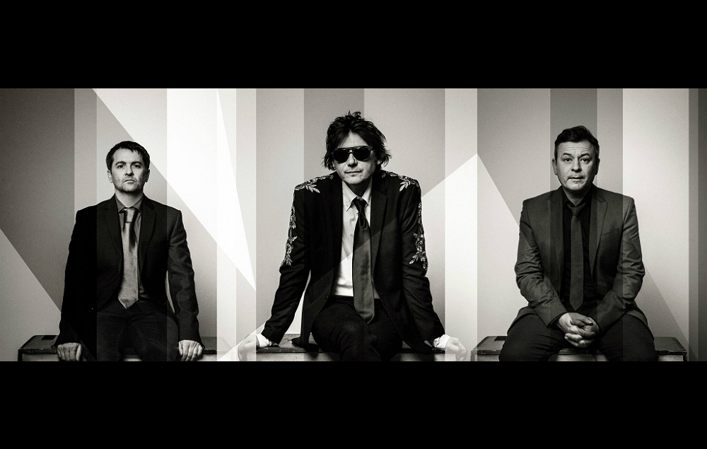 Manic Street Preachers' announce new album 'Resistance Is Futile'