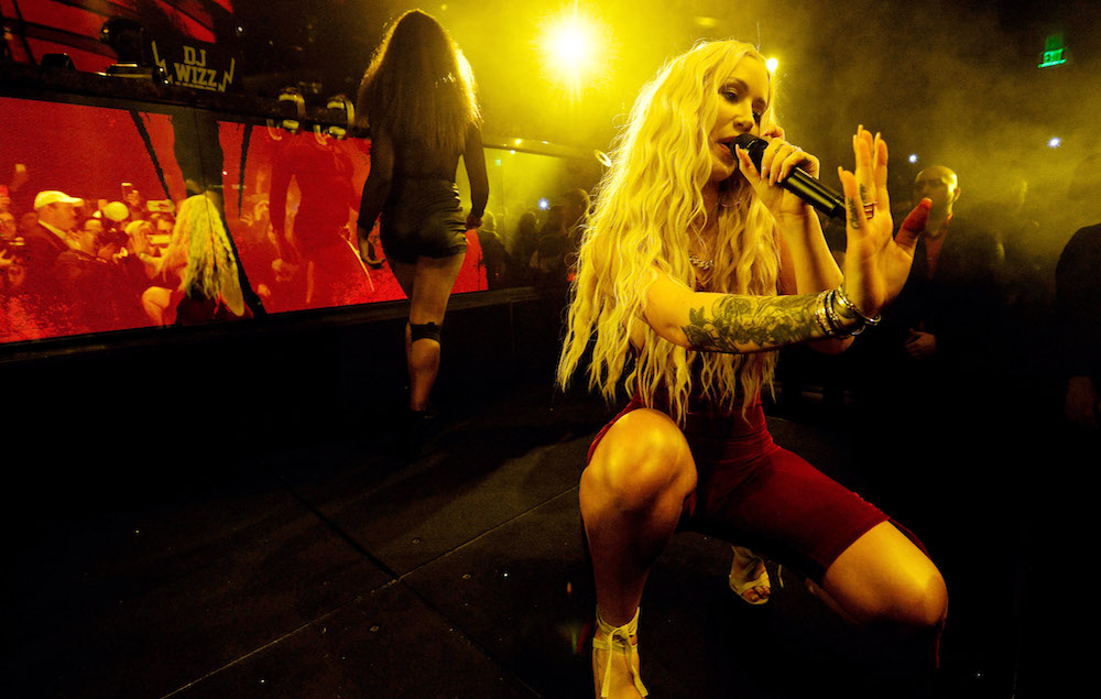 Iggy Azalea Savior