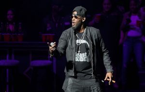 Apple Pandora R Kelly