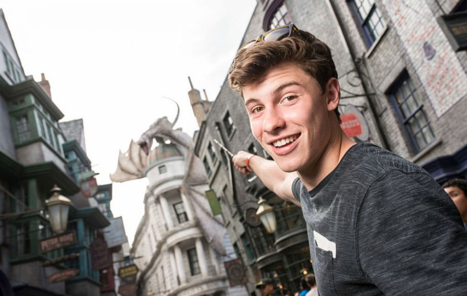 Shawn mendes harry potter carpool karaoke