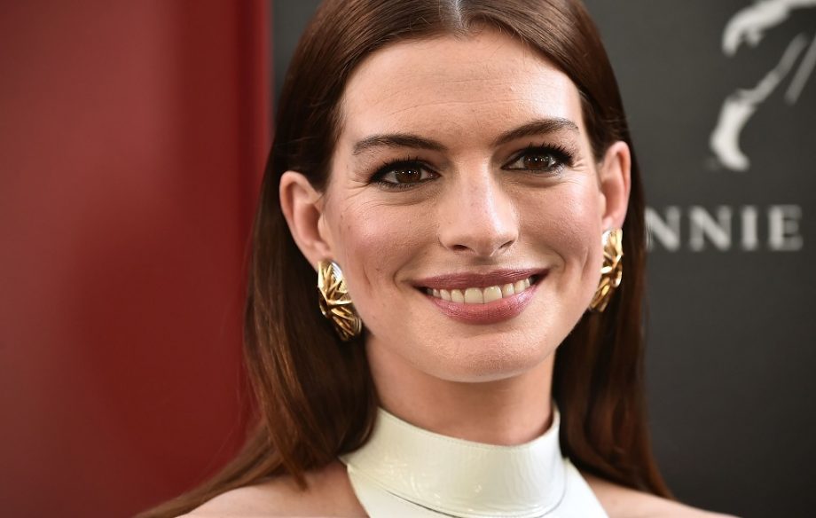 Anne Hathaway