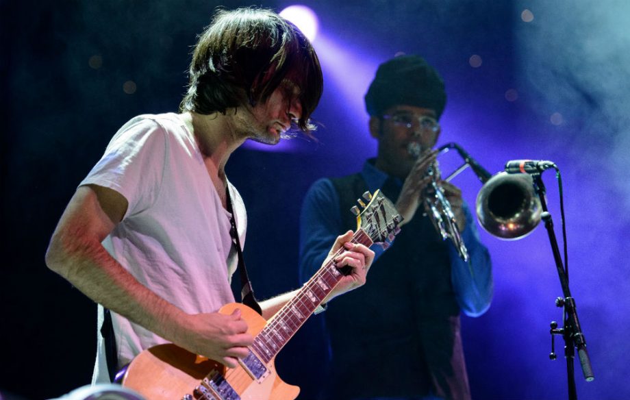 jonny greenwood junun perform colbert