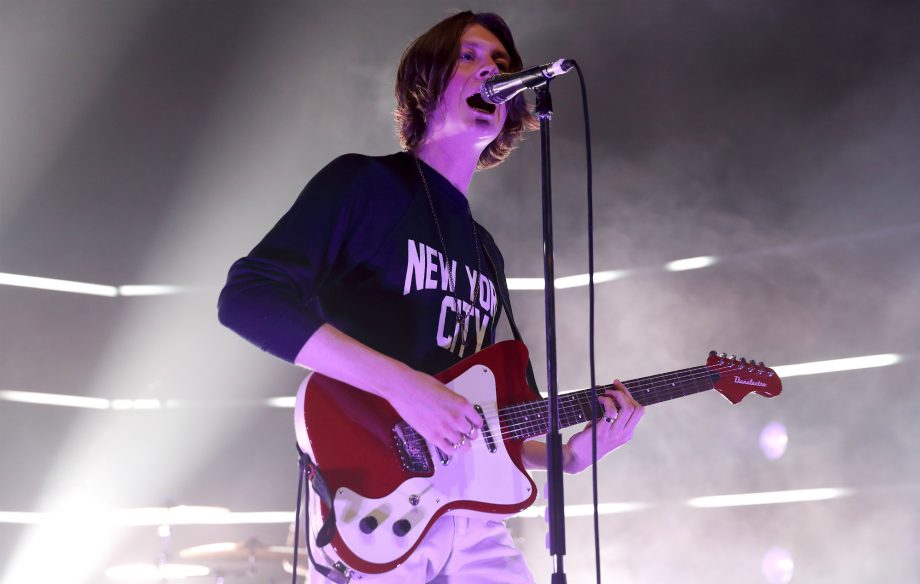 Blossoms live