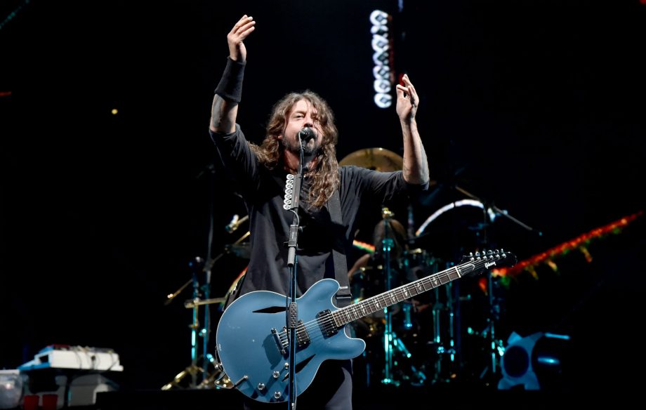 Foo Fighters cover Metallica