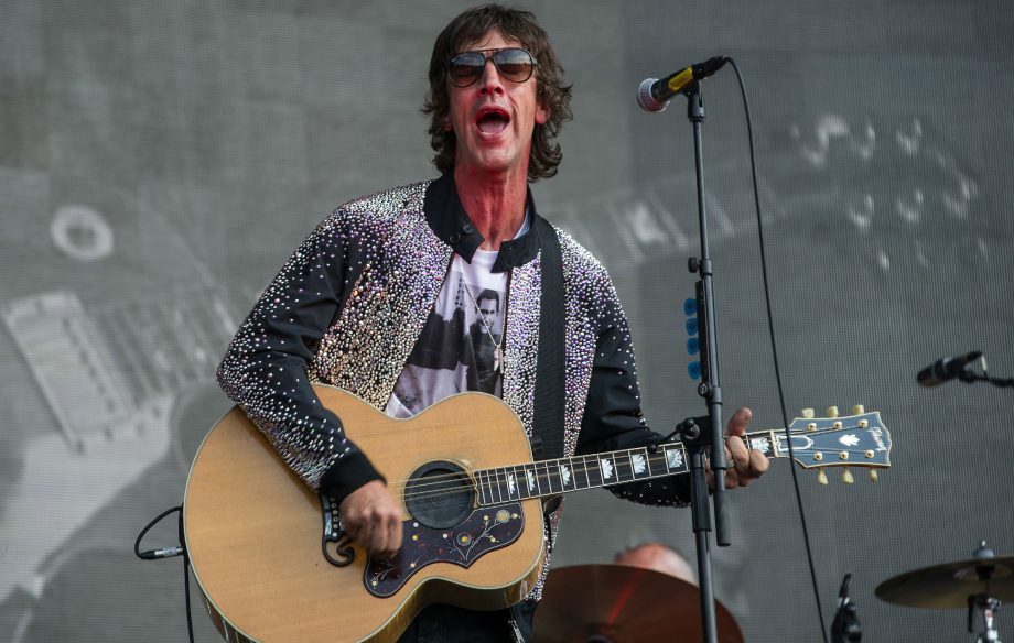 Richard Ashcroft soccer am sachet doctored image