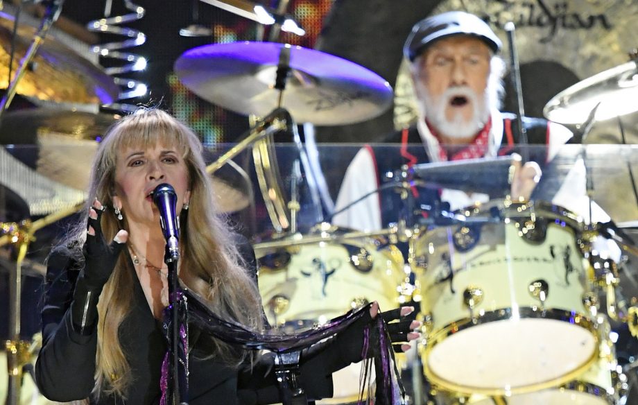 Fleetwood Mac tease Glastonbury 2020 appearance during Wembley Stadium show Read more at https://www.nme.com/news/music/fleetwood-mac-tease-glastonbury-2020-appearance-wembley-stadium-show-2509791#kaFdtYwz3IO0QWyR.99