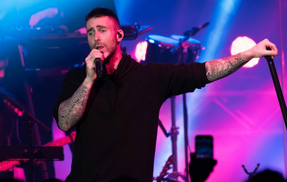 Maroon 5 Adam Levine
