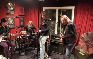 Members of Metallica, Foo Fighters and Iron Maiden jam together
