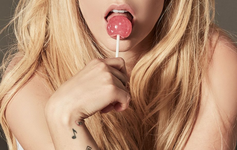 Avril Lavigne Dumb Blonde Nicki Minaj