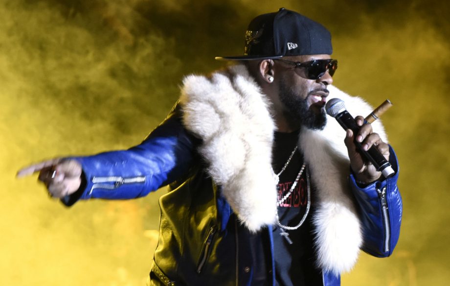 R Kelly hands himself into police following Sexual Abuse charges
