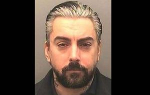 Lostprophets frontman Ian Watkins sentenced to 10 months in prison for possessing mobile phone