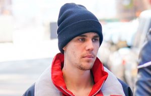 Justin Bieber tells fans he's 