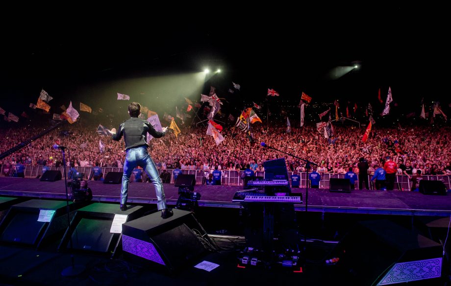 Brandon Flowers Glastonbury