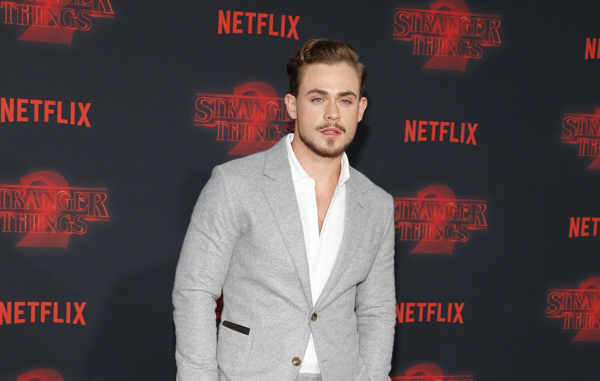 ‘Stranger Things’ star Dacre Montgomery details difficult ...