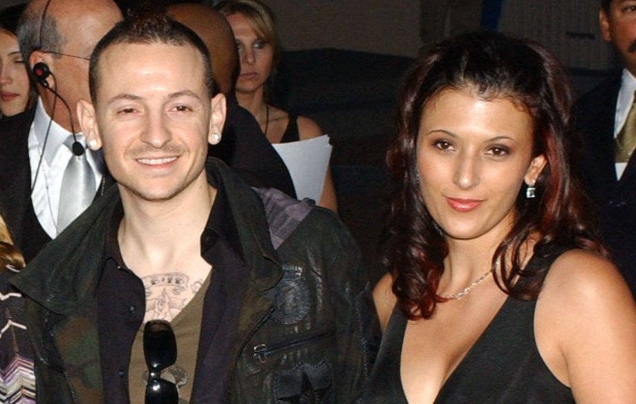 Chester Bennington and Talinda Bennington pose in 2006