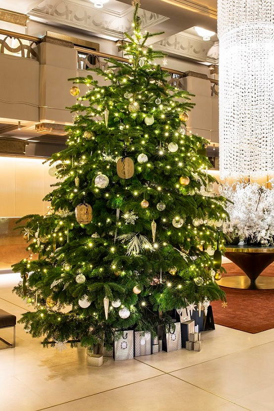 CHECK OUT LONDON'S BEST DRESSED CHRISTMAS TREES Livingetc